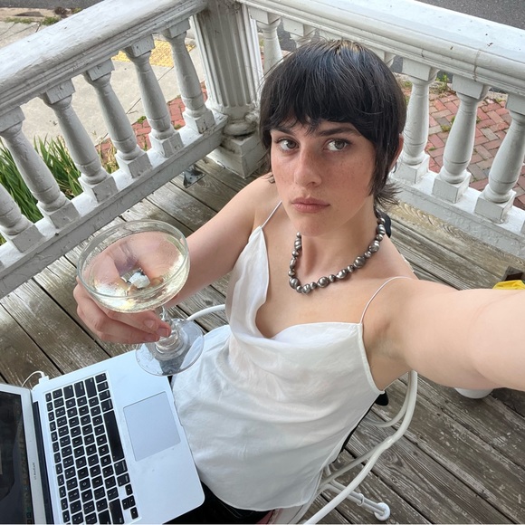 Meet your Posher, Meredith - Picture 1 of 1